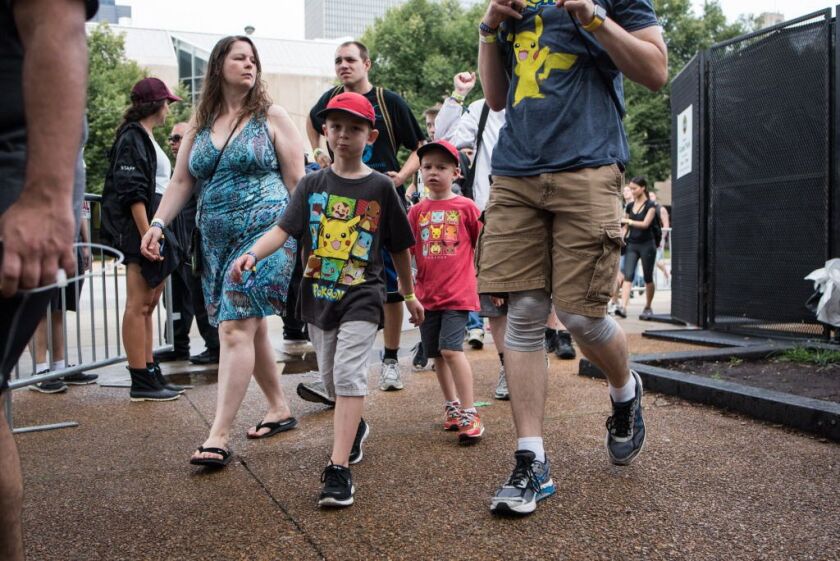 Before the glitches, people entering Grant Park for the Pokémon Go Fest. | Max Herman/Sun-Times