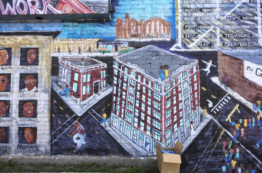MURALS-ROSELAND_260503-18.jpg
