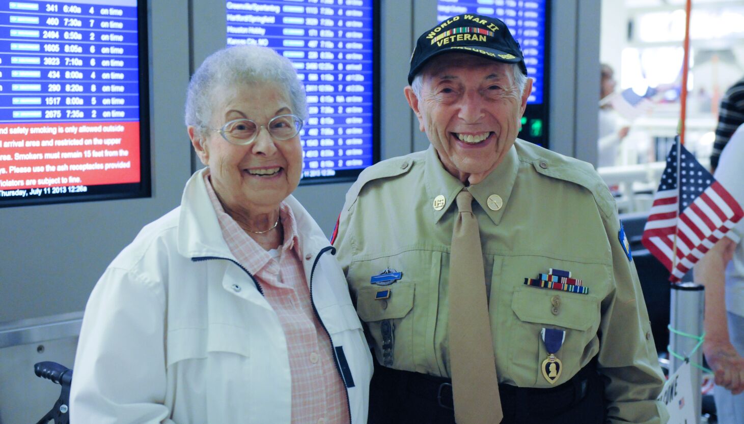 NextImg:Irv Abramson, WWII Battle of the Bulge survivor and Honor Flight Chicago booster, dies at 97