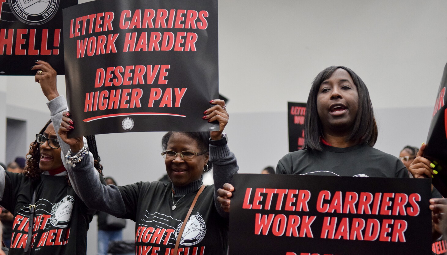 Union Current Letters Letter carrier union kicks off bargaining season with rally: 'First ...