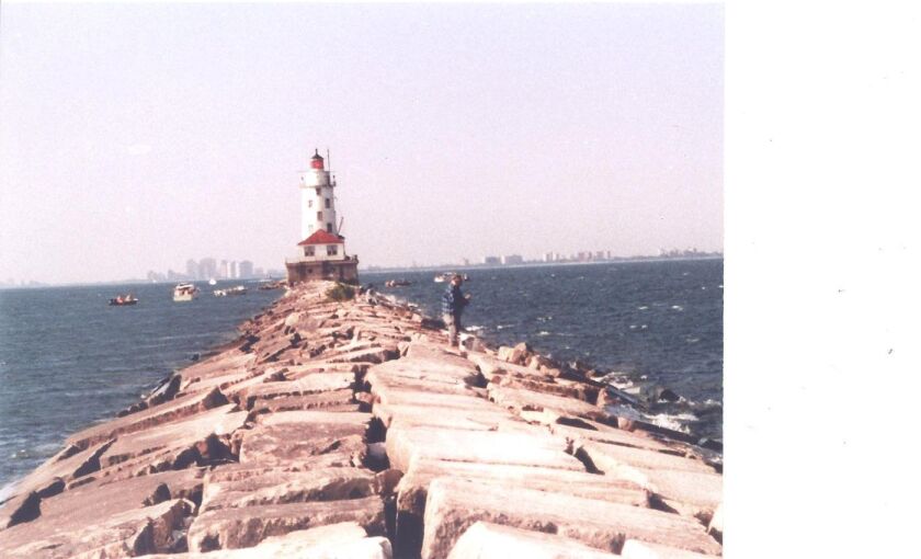 chicagolighthouseronwozny1_600x364.jpg