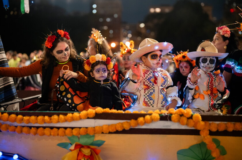 ARTSINTHEDARK_261026-22.jpg