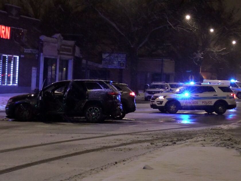 Police investigate a shooting about 2:30 a.m. Friday, February 1, 2019, in the 8300 block of South Stony Island Avenue. | Justin Jackson/ Sun-Times