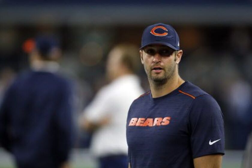bears_cowboys_football_64409454.jpg