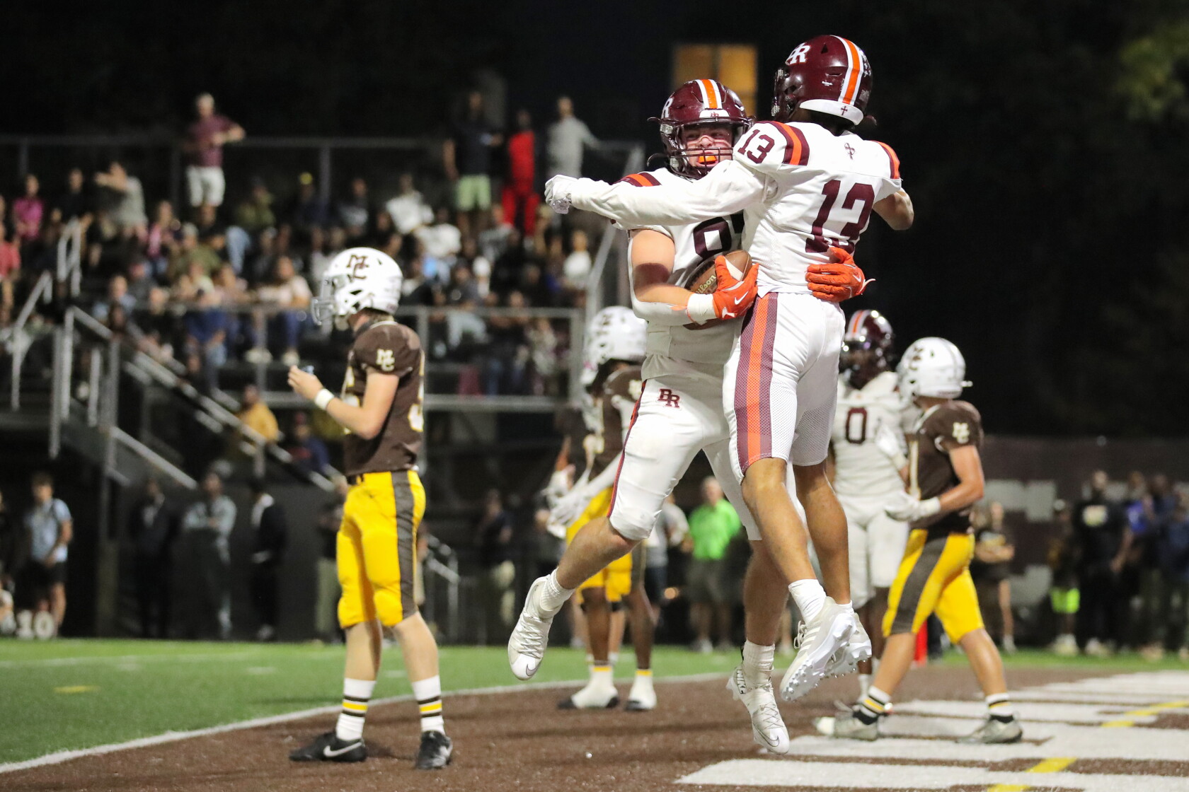 Previewing the Illinois high school football state championship games ...