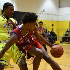 Orr’s Terry Williams applies pressure on Curie’s DaJuan Gordan (3). Worsom Robinson/For the Sun-Times.