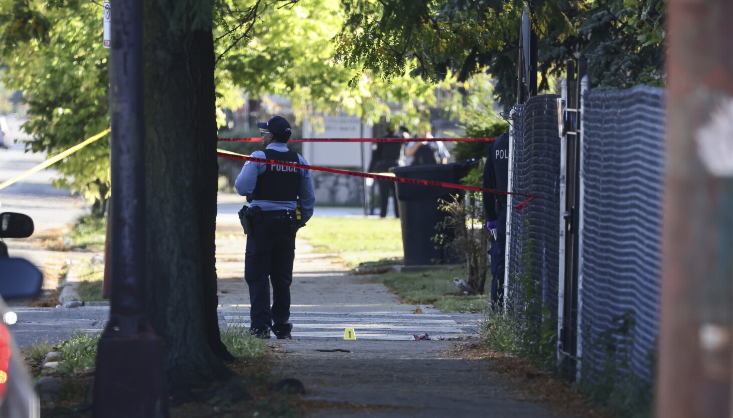 Man shot by Chicago police in Roseland Man shot by Chicago police in Roseland