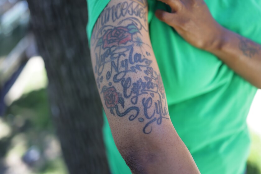 19-year-old woman fatally shot on South Side mourned by family: 'I don ...