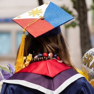 UICGRAD_050921_12.jpg
