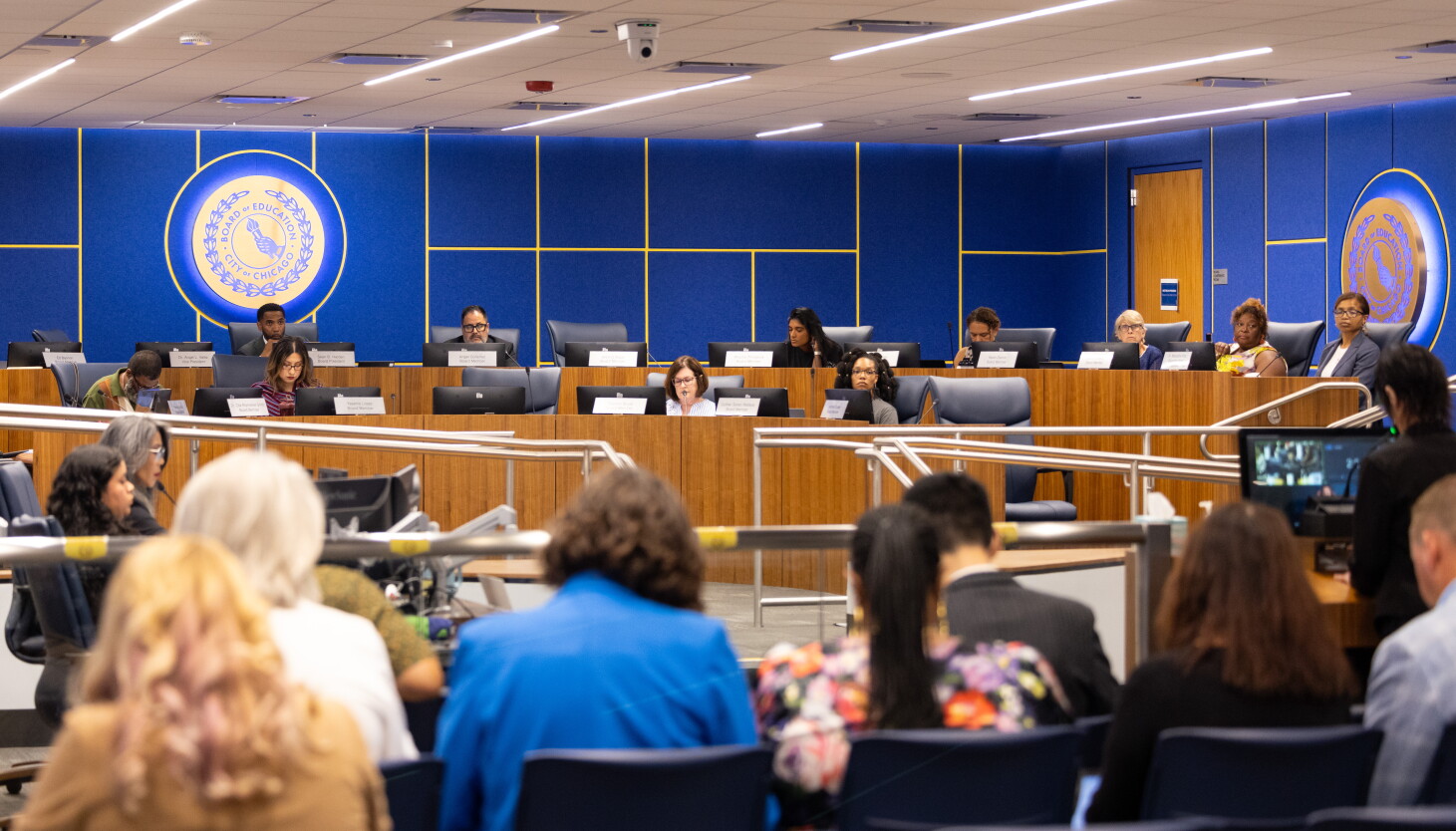 Chicago school board bars candidates from taking CPS vendors' campaign contributions