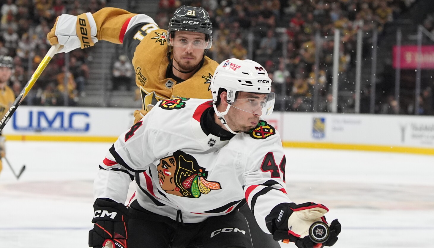 Young Blackhawks learning how to maintain confidence through bad games: 'You're not a loser'