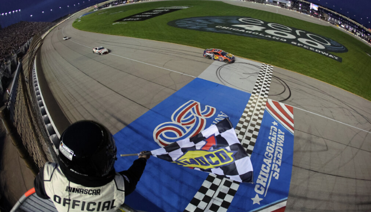 Ο Chase Briscoe κερδίζει με την επιστροφή του NASCAR στο Chicagoland Speedway