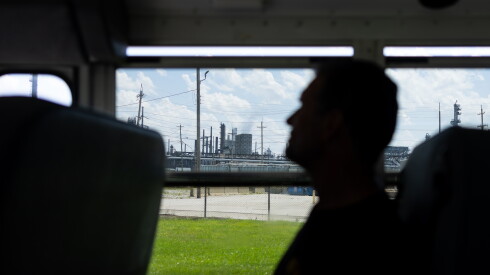 WHITINGLOCKOUT_260714-019A.jpg