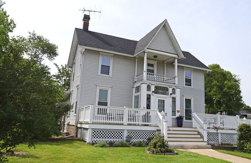 The Way Back Inn is one of only a handful of addiction treatment centers in Illinois that provide a gambling-specific program.