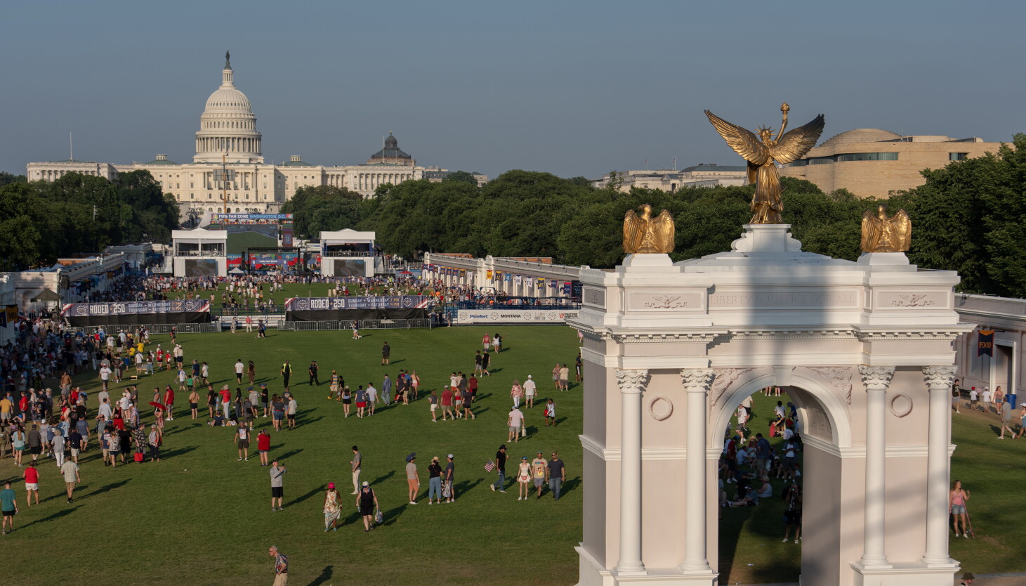 What exactly would Trump's Triumphal Arch commemorate?