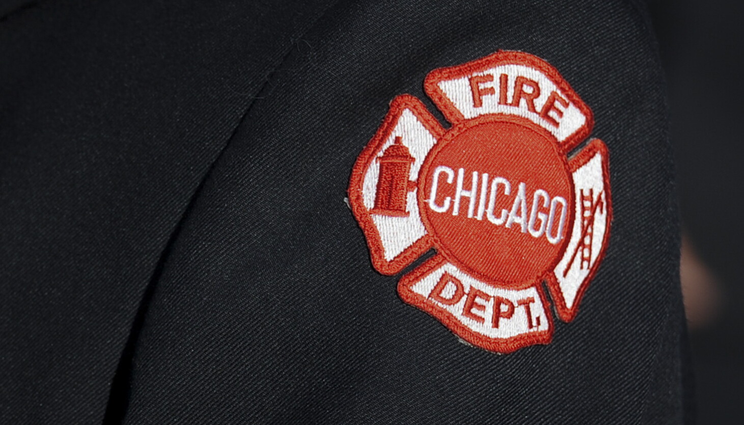 IDOT worker and state trooper injured on Dan Ryan while responding to crash near Englewood - Vimarsana News
