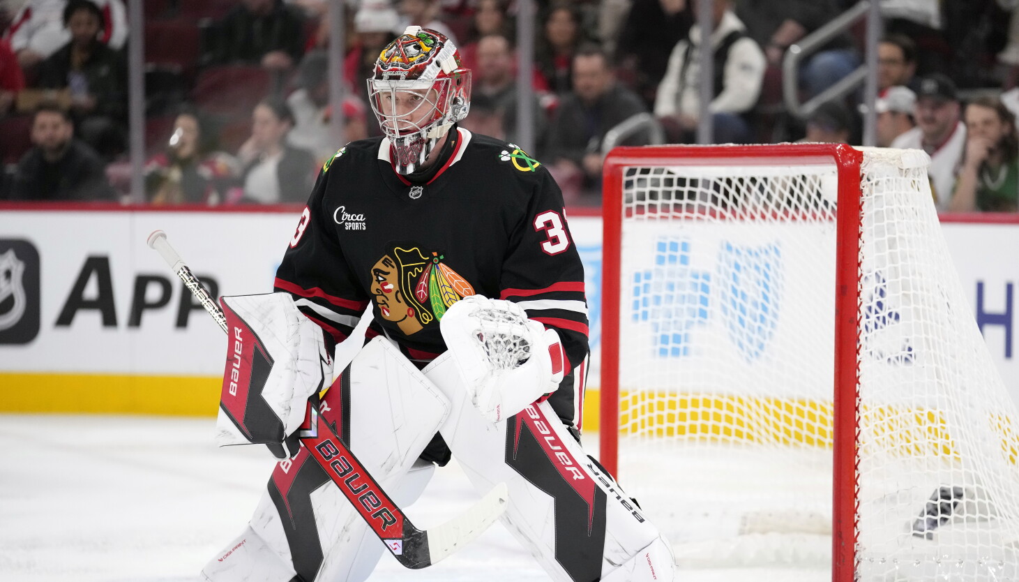 Οι Blackhawks υπέγραψαν ξανά τον υποψήφιο τερματοφύλακα Drew Commesso σε διετές συμβόλαιο Οι Blackhawks υπέγραψαν ξανά τον υποψήφιο τερματοφύλακα Drew Commesso σε διετές συμβόλαιο