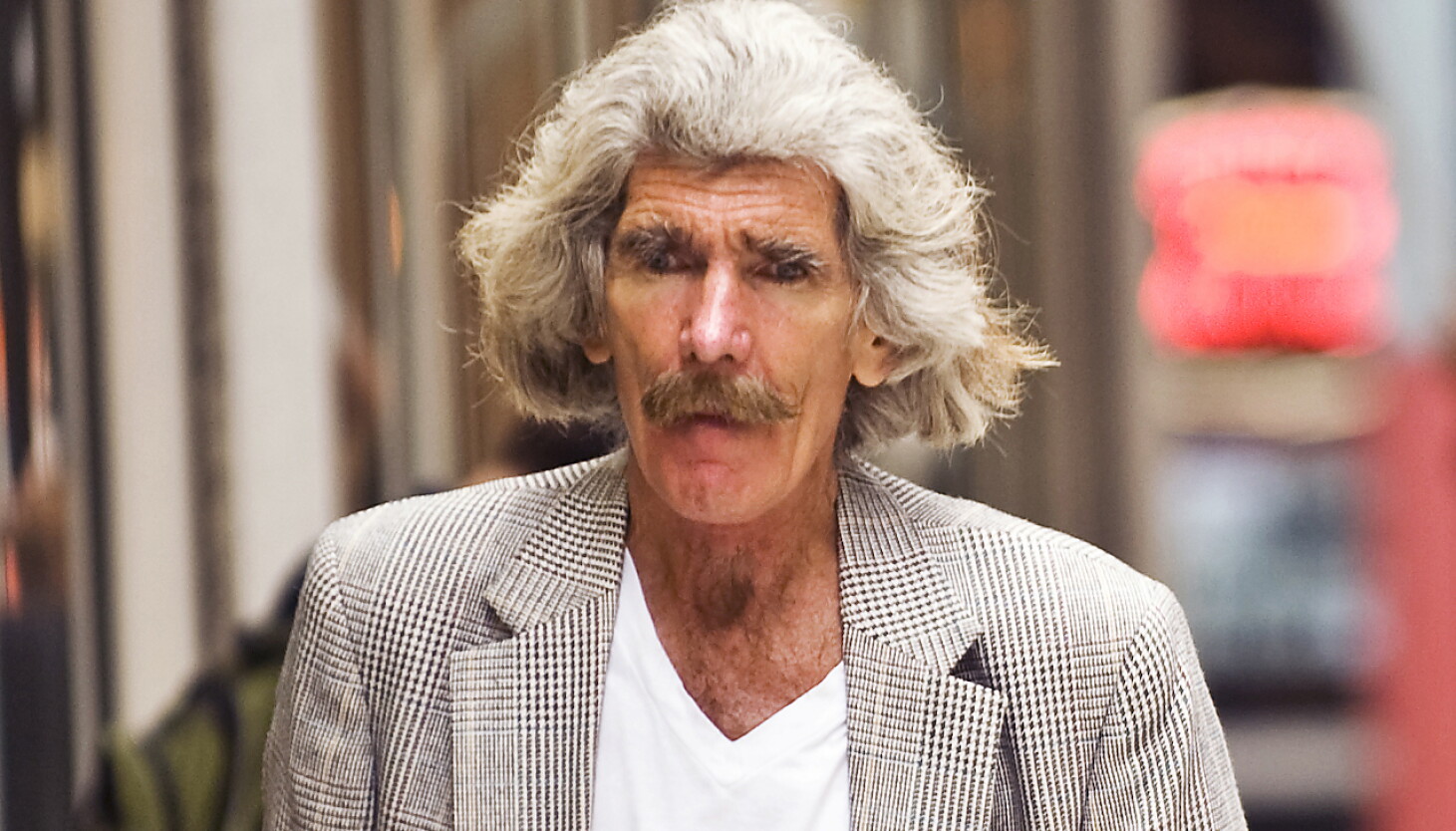 47 Years in Prison for Setting Fire to ‘Walking Man’ 47 Years in Prison for Setting Fire to ‘Walking Man’