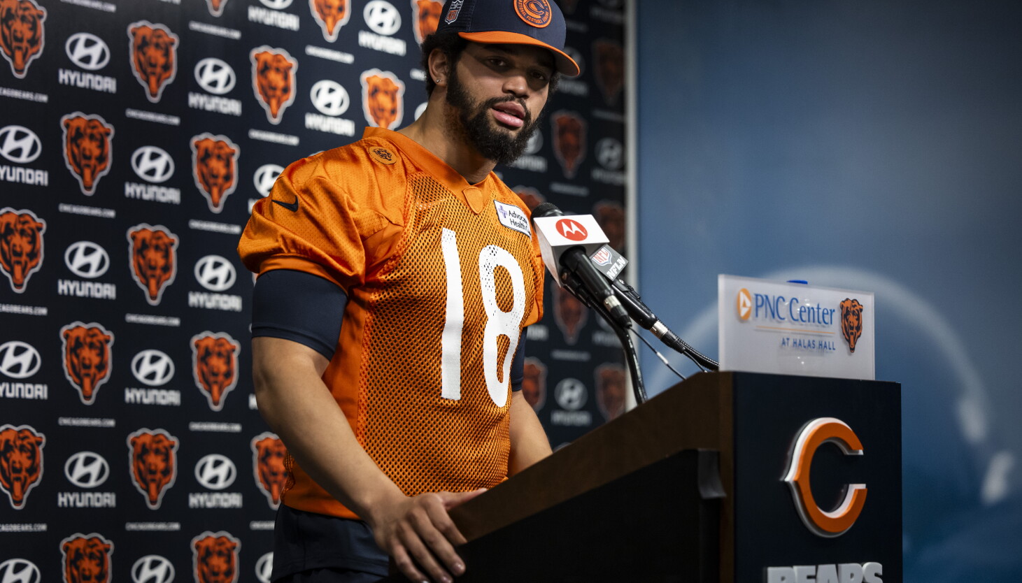 Caleb Smart Bears keep it simple, smart by naming rookie Caleb Williams starting QB ...