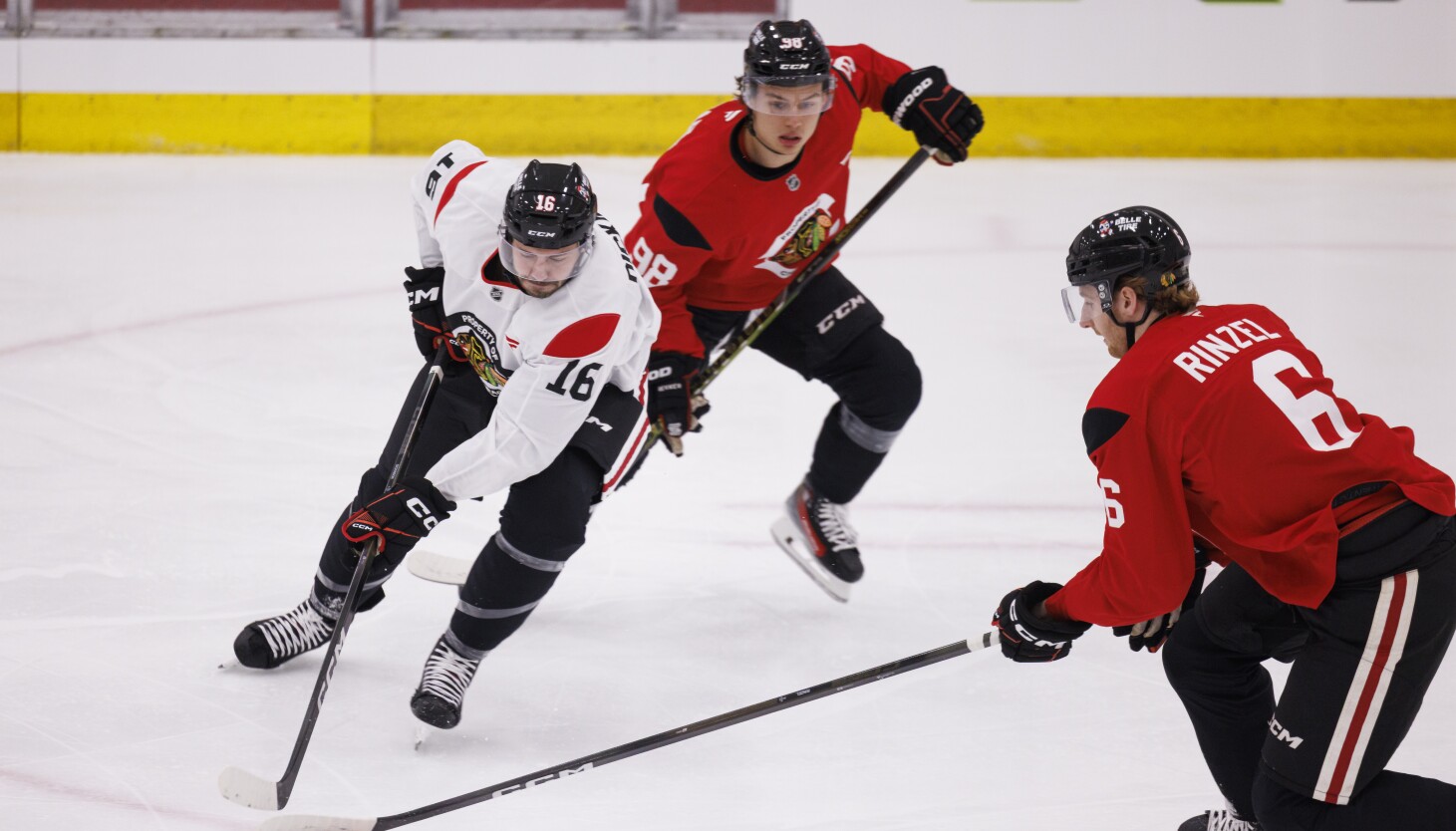 Desglosando los nuevos sistemas defensivos agresivos de Blackhawks bajo Jeff Blashill