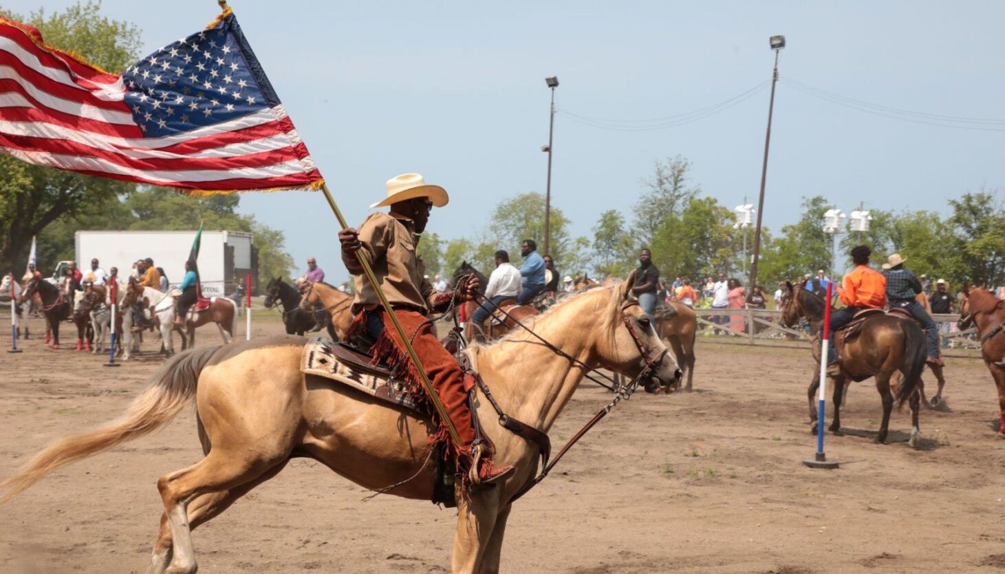NextImg:Black cowboy culture in Chicago lives on through South Side riding club