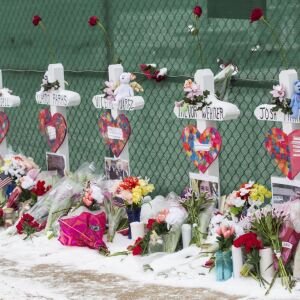 A memorial for the five people killed in a shooting at the Henry Pratt Company in Aurora in February 2019. | Ashlee Rezin/Sun-Times