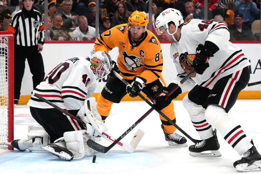 Blackhawks Penguins Hockey