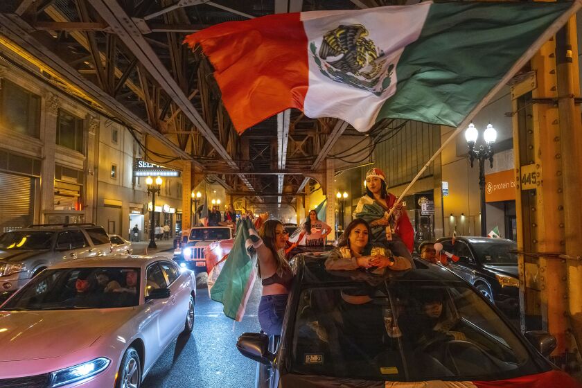 Revelers filled the Loop for weekend celebrations of Mexican Independence Day. 