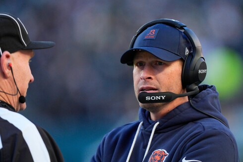 Bears Eagles Football