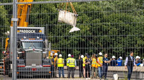 Beluga whale "Sierra" is transported by a group of experts from Marineland and several U.S. aquariums onto a truck at Marineland in Niagara Falls, Ontario, on Monday, July 20, 2026.