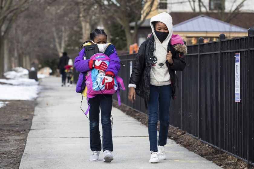 Virus_Outbreak_Chicago_Schools__1_.jpg