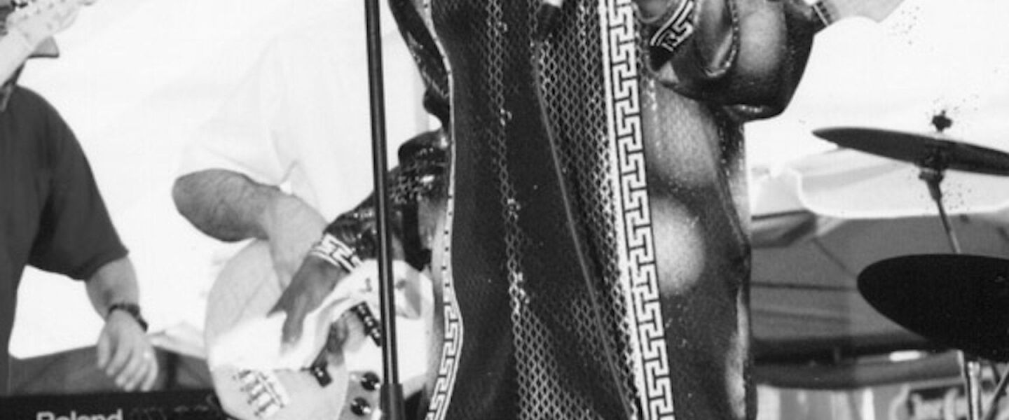 Little Al Thomas sings at the Chicago Blues Festival in 2000.