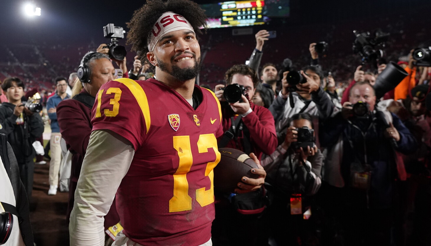 Bears coach Matt Eberflus praises USC's Caleb Williams after extensive meetings last week - Vimarsana News