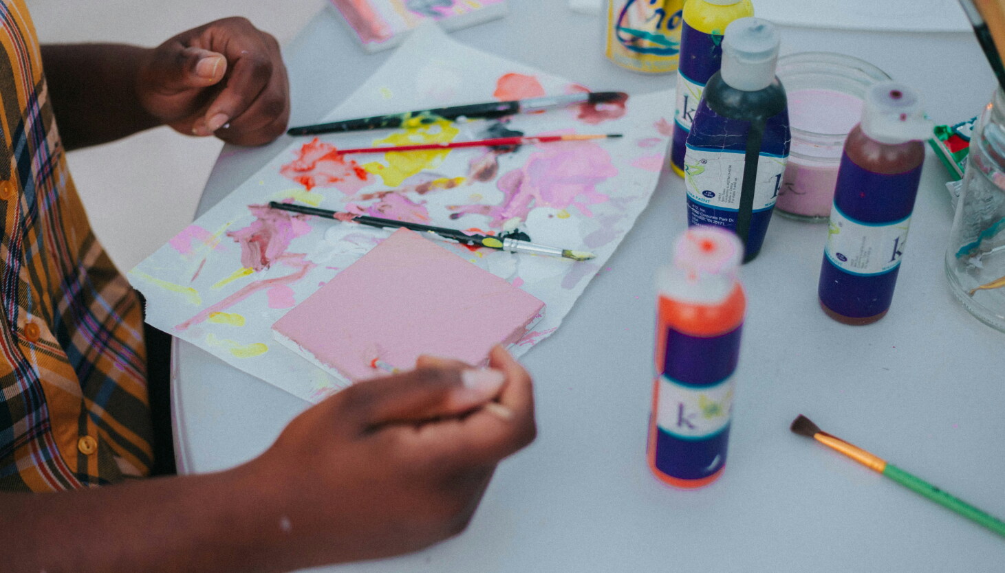 SkyART gets a major boost to expand art therapy in Chicago
