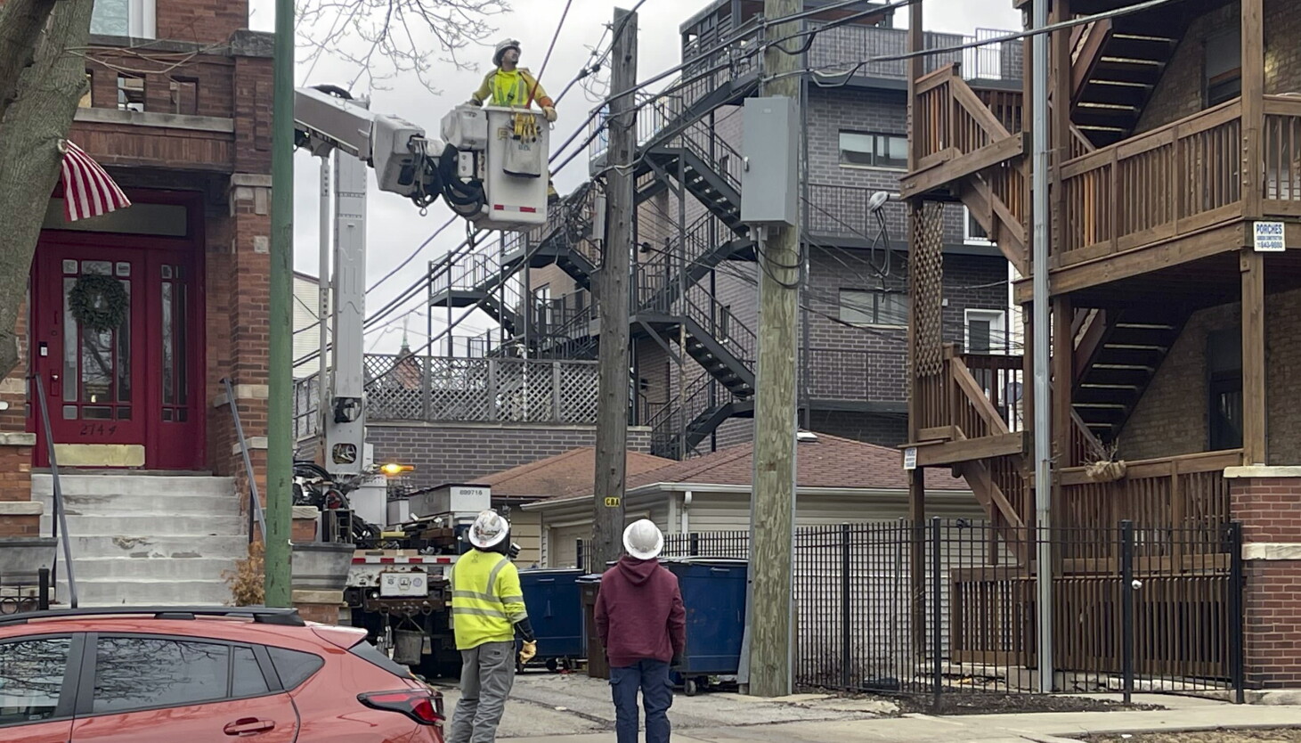 ComEd electric customers brace for double-digit spike in bills - WBEZ ...
