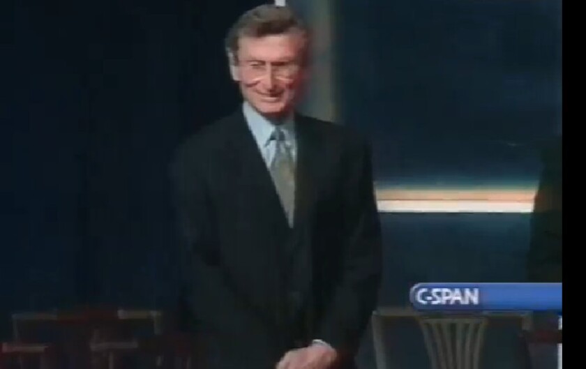 Lewis Manilow at the National Medal of Arts award ceremony Dec. 20, 2000. | C-SPAN