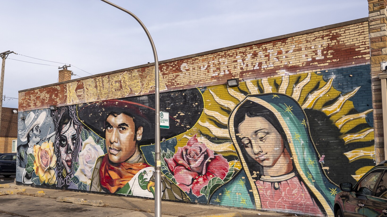 Chicago murals: West Lawn tribute to singer Juan Gabriel remains ...