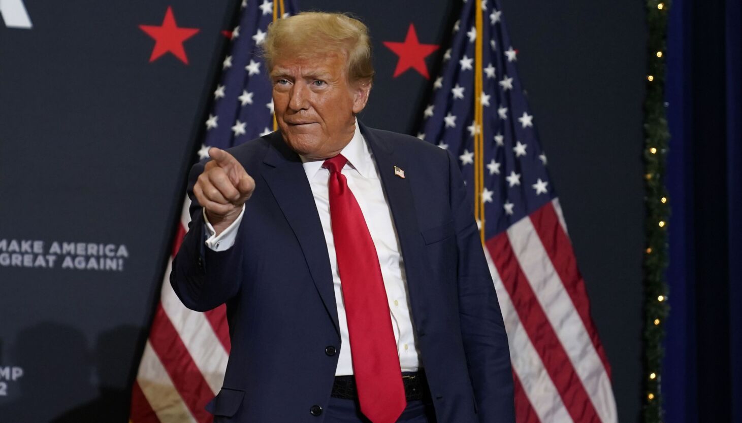 NextImg:Maine bars Trump from ballot as U.S. Supreme Court weighs states’ authority to block former president