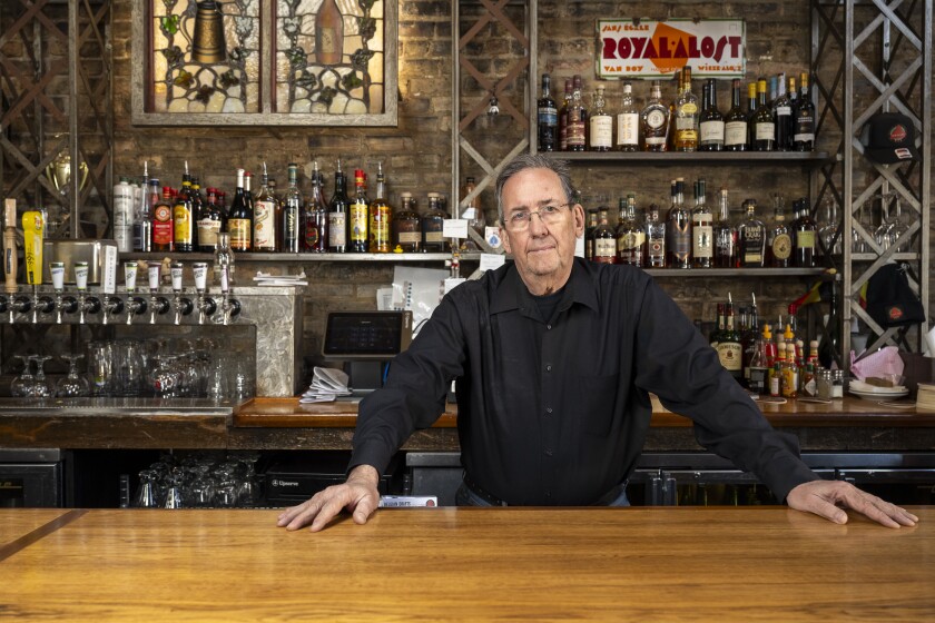 Canadians cancel trips to Chicago over Trump, sparking worries ahead of ...