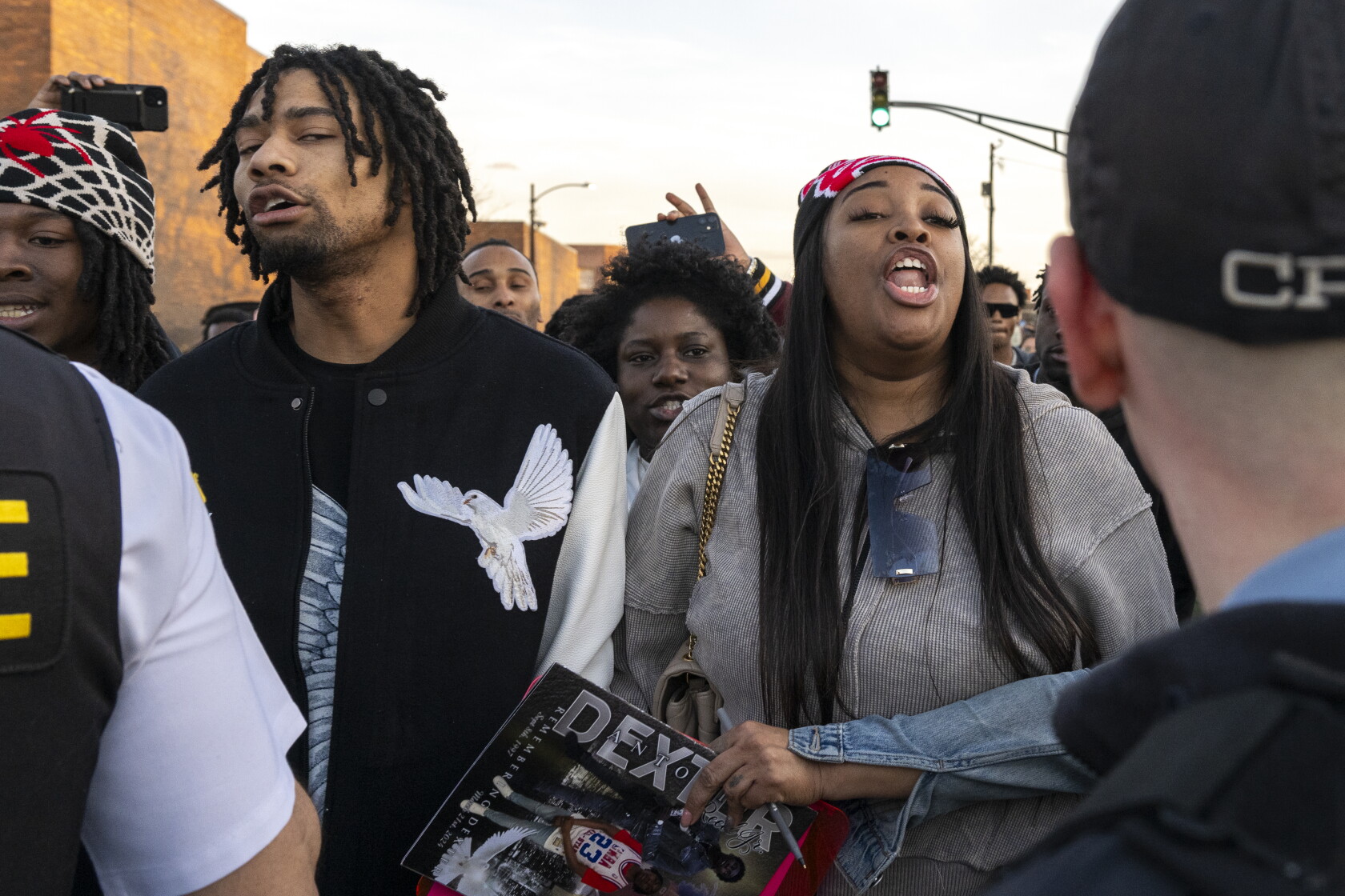 Dexter Reed Tweets Dexter Reed's brother arrested at protests after police shooting ...