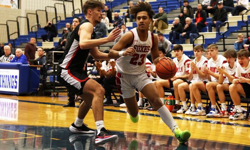 Yorkville’s Jory Boley (23) controls the ball.