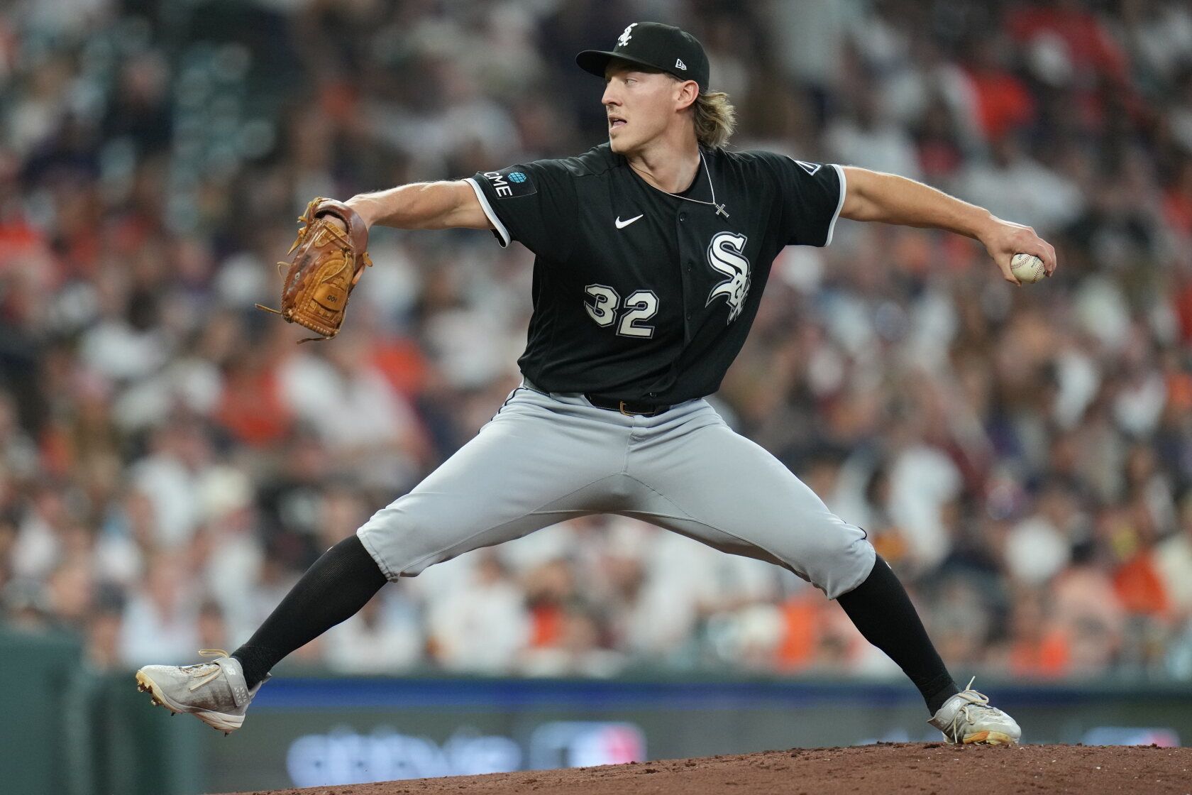 Lefty Hub Rookie lefty Hagen Smith sets up White Sox with three scoreless innings ...