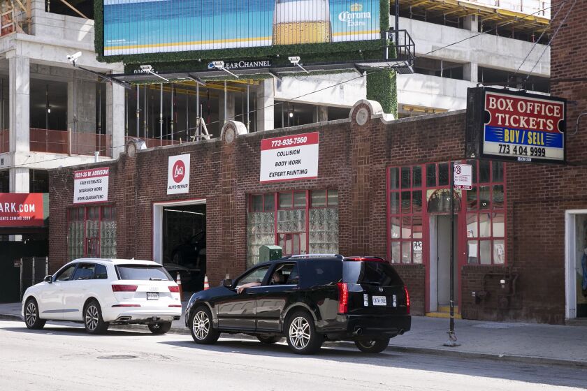 Luis Auto Repair, 1031 W. Addison. | Ashlee Rezin / Sun-Times