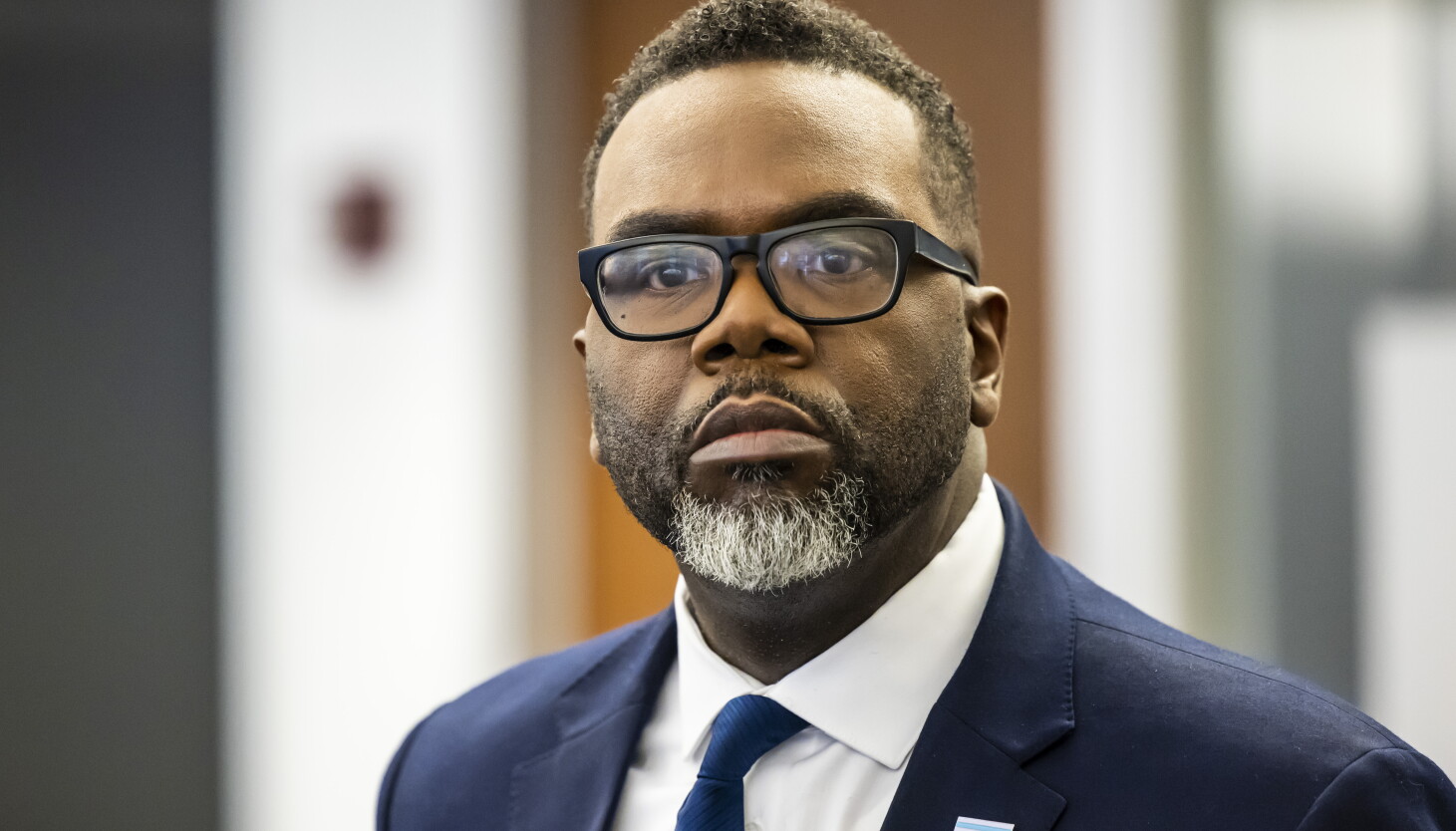 Chicago Mayor Brandon Johnson unveils plan to overhaul housing, commercial development processes - Vimarsana News