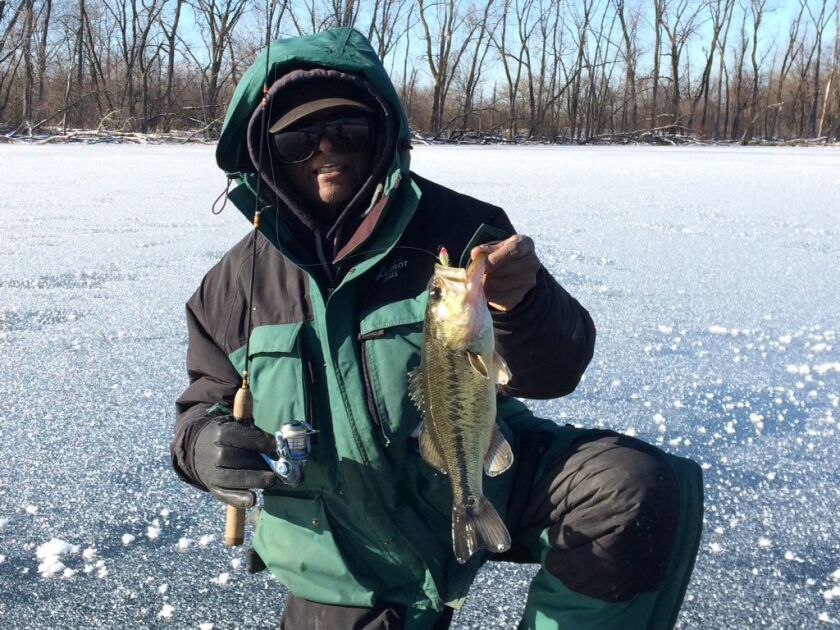 icefishing12_29_17larrygreen.jpg