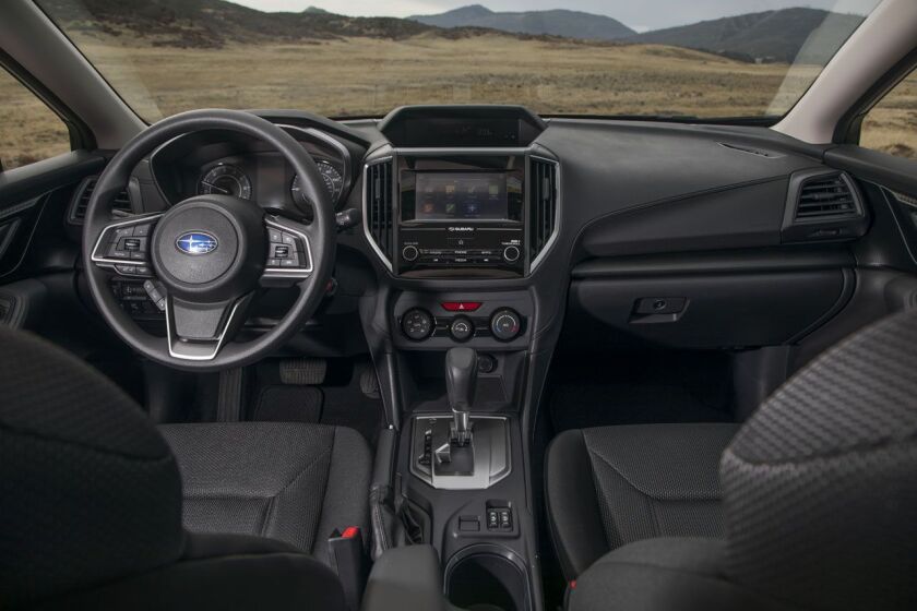 my17_impreza_prem__interior_full_view2.jpg