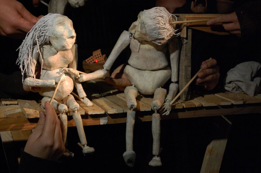 A scene from “Chiflon el Silencio del Carbon”, a puppet work by Chile’s Silencio Blanco. (Photo: Marcelo Ultreras)
