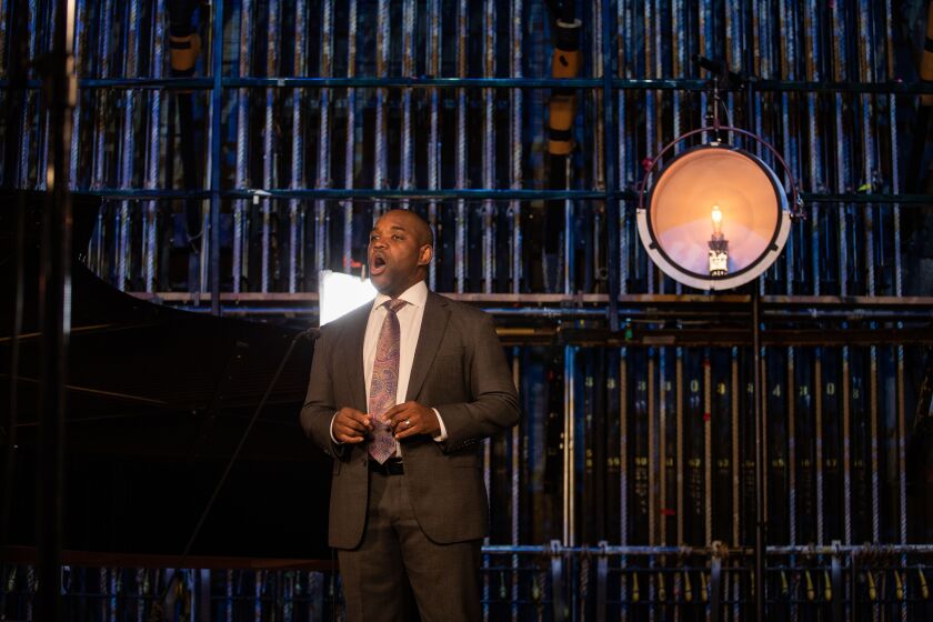 Lawrence_Brownlee_Lawrence_Brownlee___Friends_The_Next_Chapter_Lyric_Opera_of_Chicago_207_c.Lyric_Opera_of_Chicago.jpg