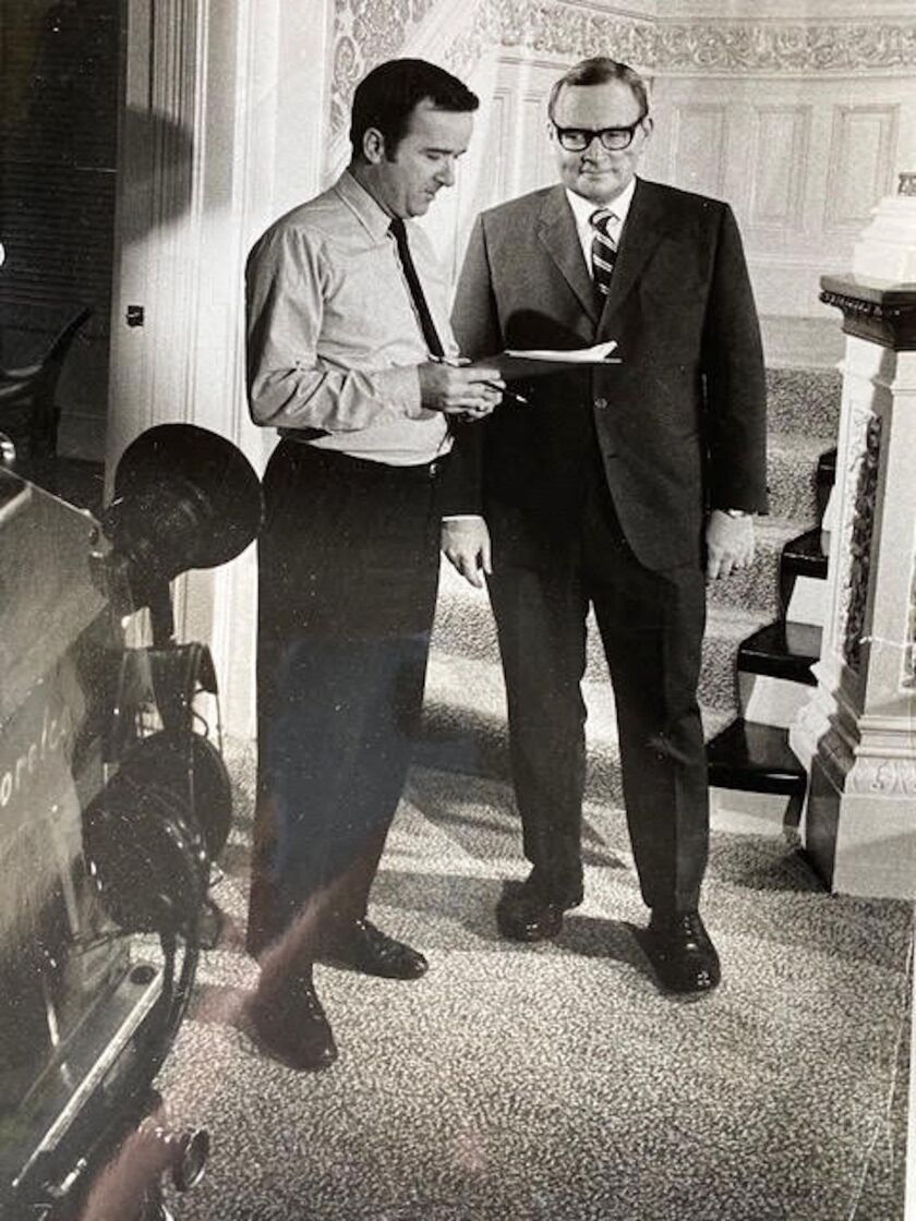 WMAQ-TV’s Joe Howard (left) with then-Gov. Richard Ogilvie.