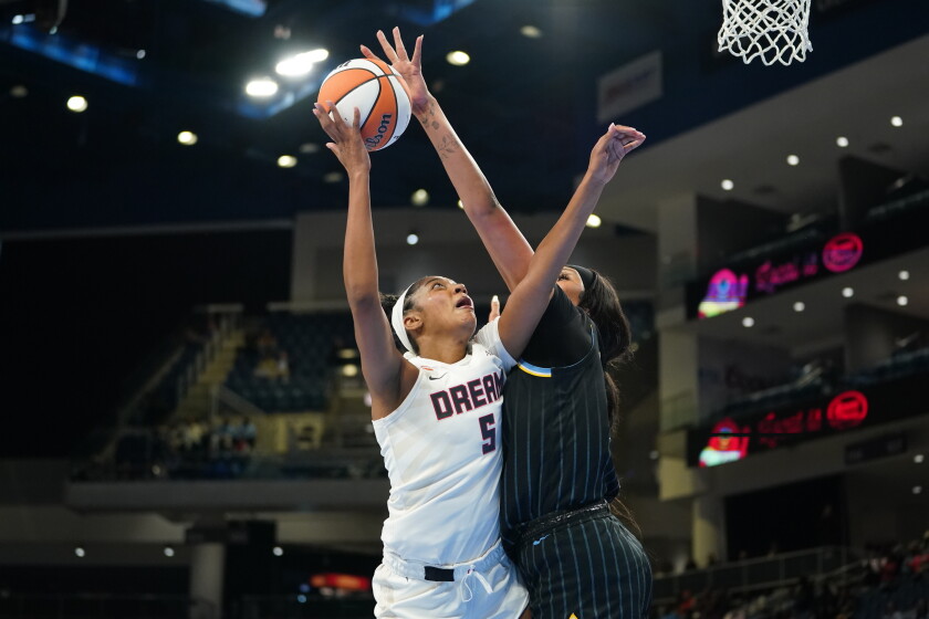 Atlanta Dream v Chicago Sky
